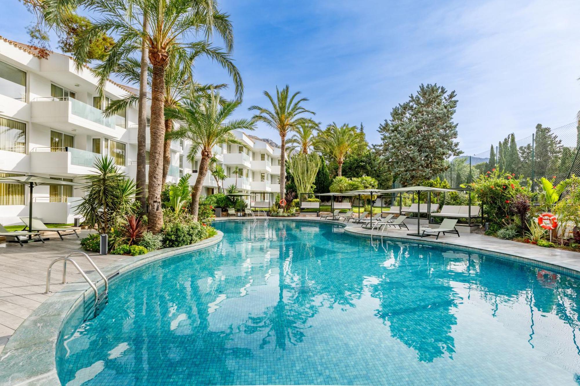 Hotel Illa D'Or & Club Apts 4* Sup Port de Pollença Zewnętrze zdjęcie