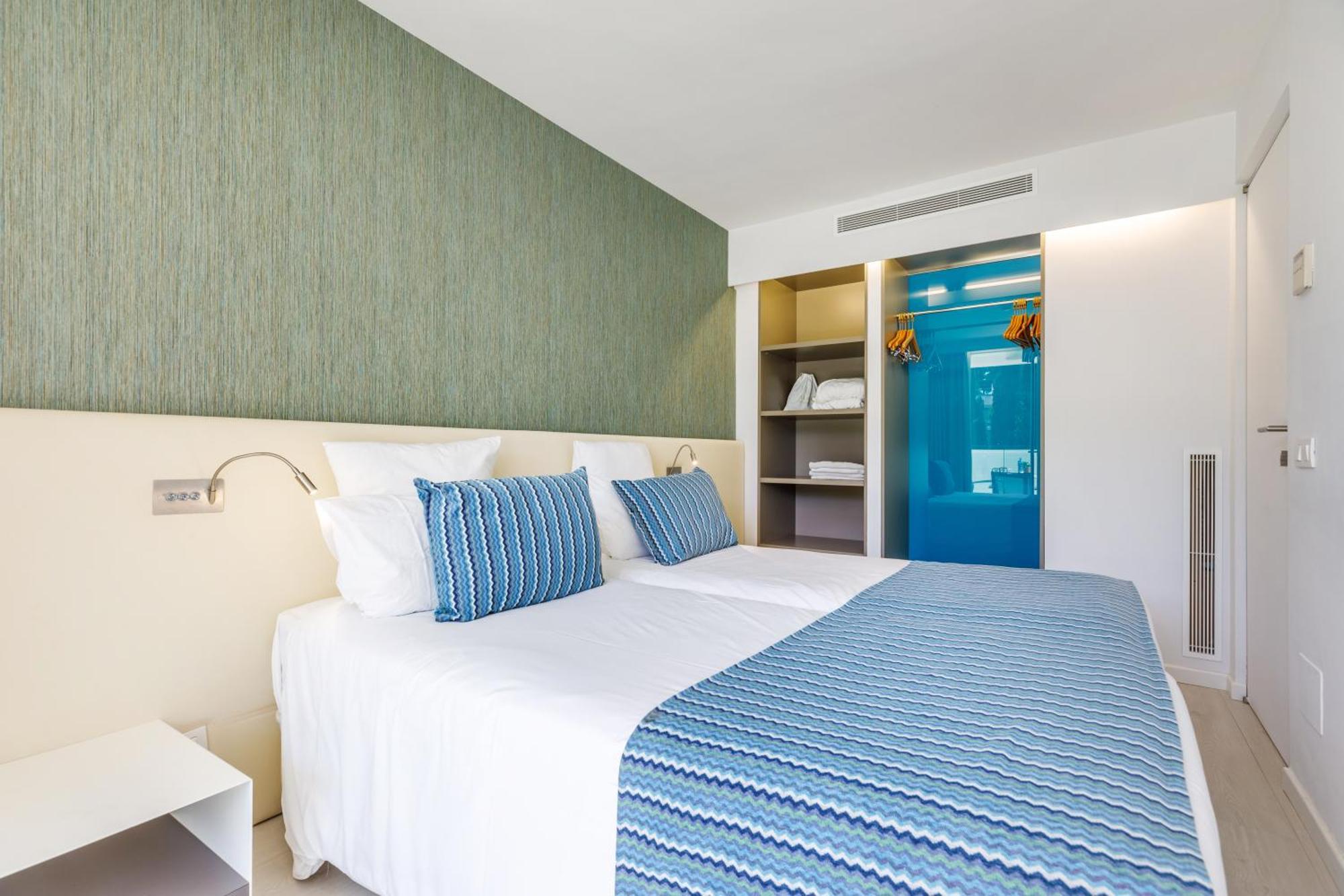 Hotel Illa D'Or & Club Apts 4* Sup Port de Pollença Zewnętrze zdjęcie