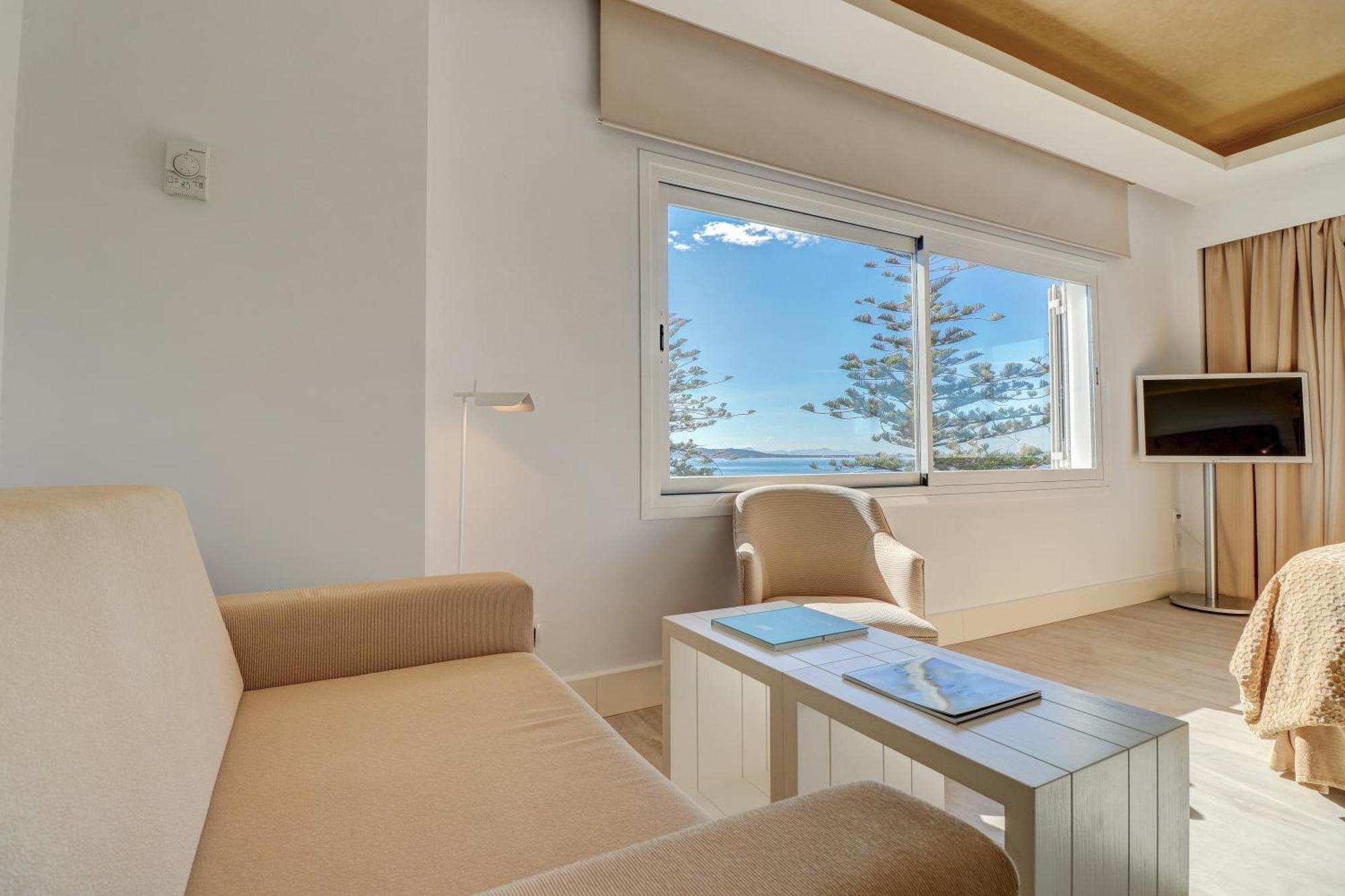 Hotel Illa D'Or & Club Apts 4* Sup Port de Pollença Zewnętrze zdjęcie